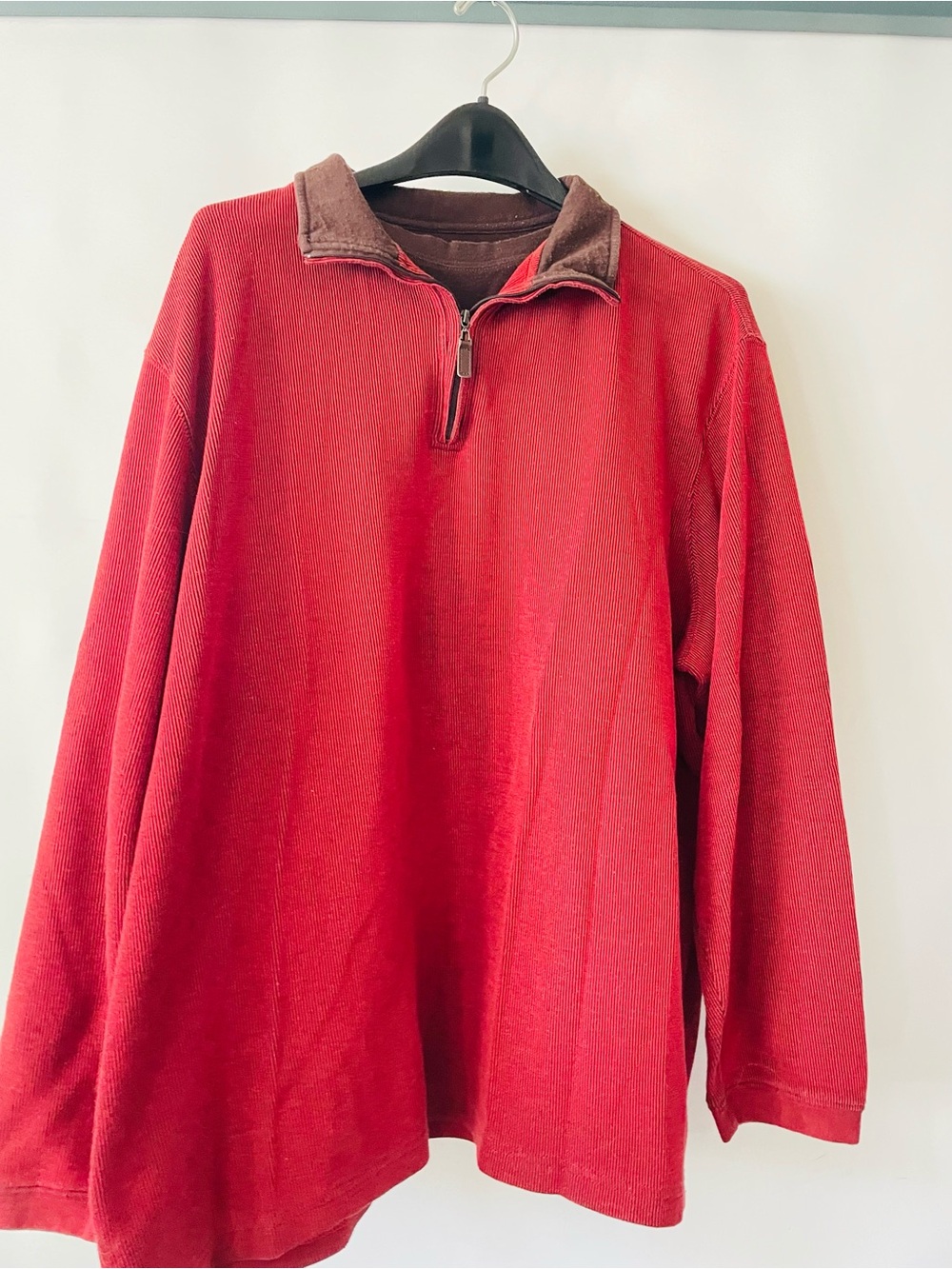 Marc Edward’s Men's Red Quarter-Zip Cardigan Sweater with Contrast Collar
